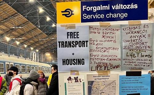 2am, 5 March , Budapest Nyugati Railway StationTrain arriving from Zahony, Hungarian side of the border with Ukraine. Author Istvan Perger
